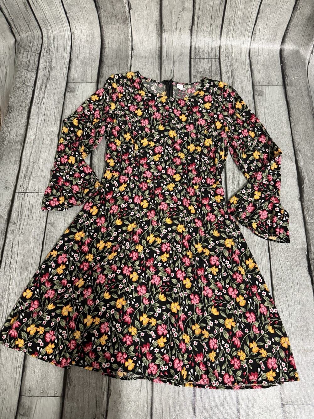 Women’s Old Navy Floral Print Dress Bell Sleeve Knee Length Sz Medium Zip Smock